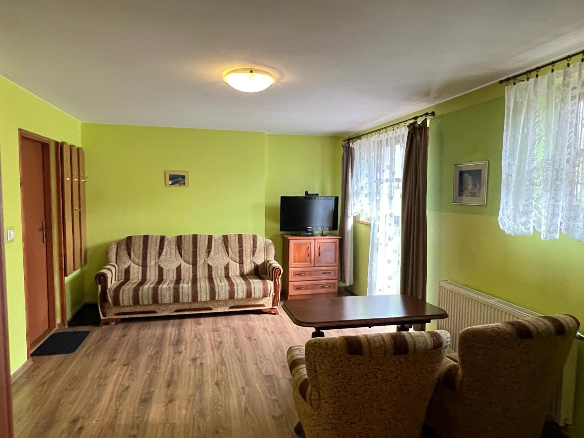 Willa Calvados Centrum Krupowki - Zakopane — Photos 3